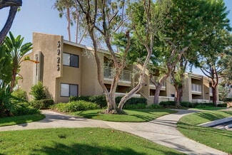 5980 Bixby Village Dr, Long Beach, CA 90803