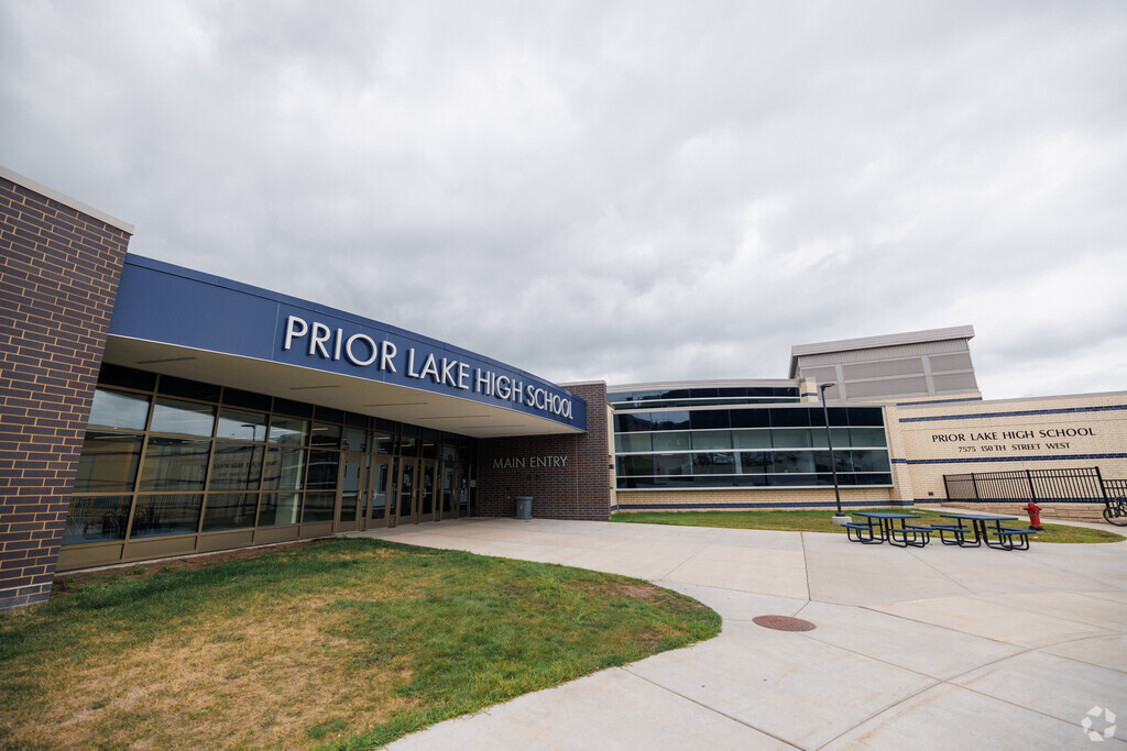 Main entrance to Prior lake High School in Prior Lake, Prior Lake MN