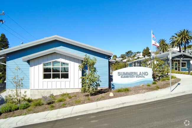 Summerland Elementary School serves Summerland students from kindergarten to fifth grade.