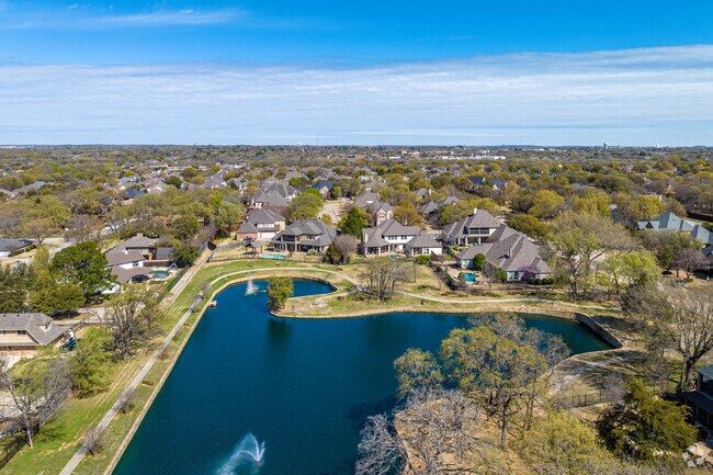 Neighborhoods in Bedford offer homes near the water.