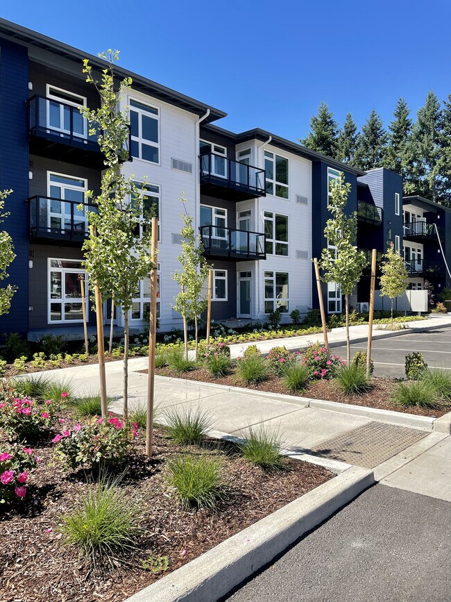 Commons on the Tualatin River, Tualatin, OR 97062 - photo 5