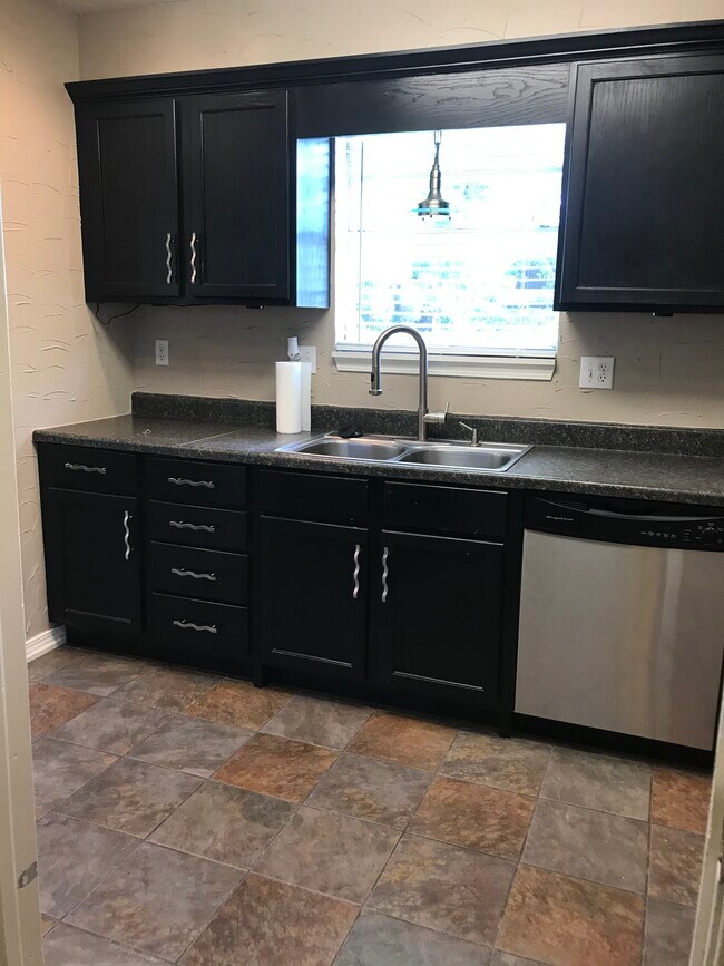 2349 Houston Ave, Norman, OK 73071 - photo 6