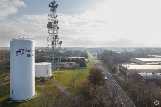The water tower on Hwy. 143 welcomes you to Highland.