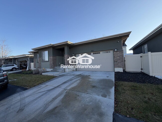 7851 W Walk About Way, Magna, UT 84044 - photo 2