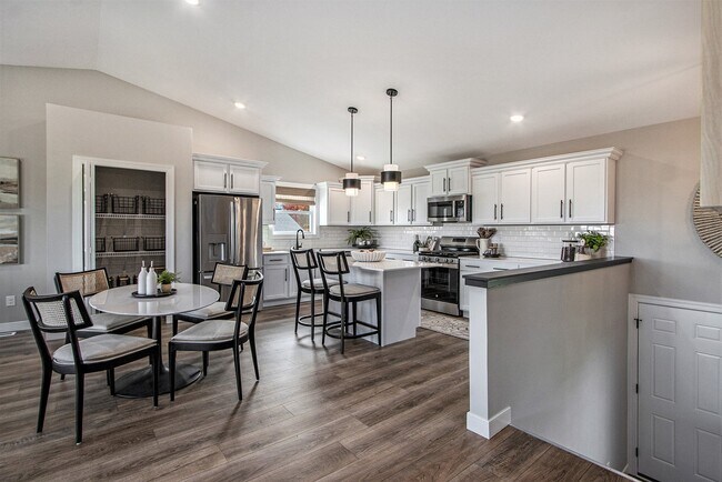 8193 Lausen Ln, Richland, MI 49083 - photo 6