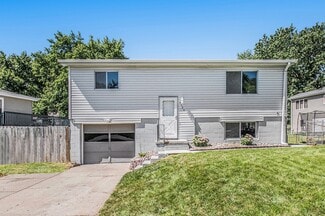 4622 Parkview Dr, Omaha, NE 68134