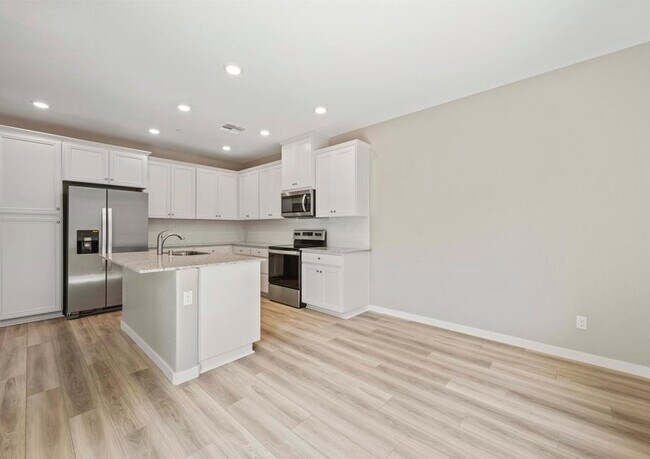 2411 Comstock Ln unit 36504102, Lincoln, CA 95648 - photo 6