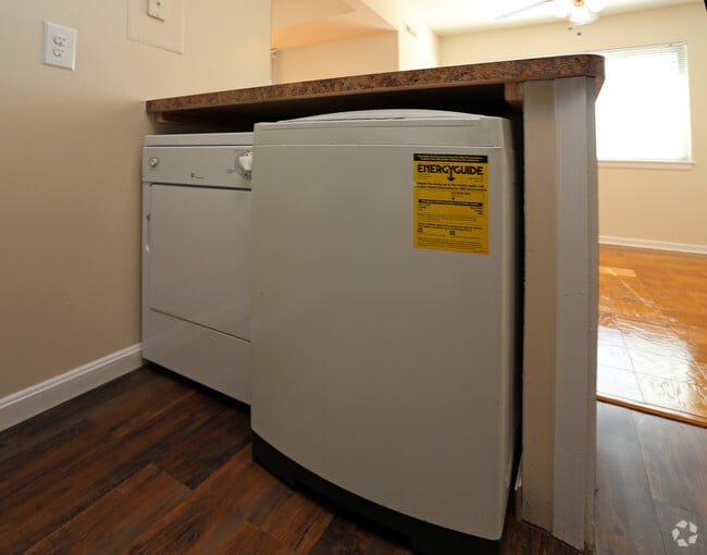 Gates of Cipriano, Greenbelt, MD 20770 - photo 4