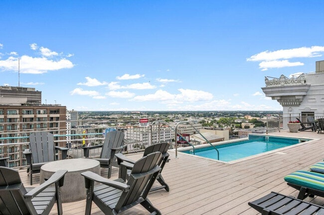 925 Common St unit ID1266913P, New Orleans, LA 70112 - photo 4