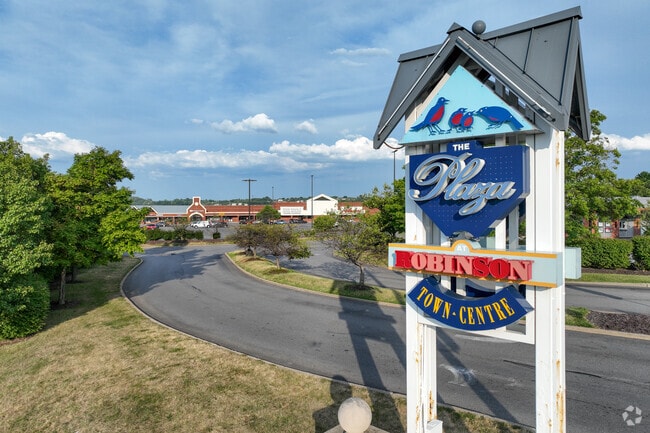 Known as Western Pennsylvania’s largest shopping destination, Robinson Township offers easy access to top retailers and restaurants.