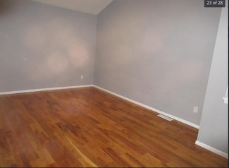 3331 Bridge Manor Dr, Kansas City, MO 64137