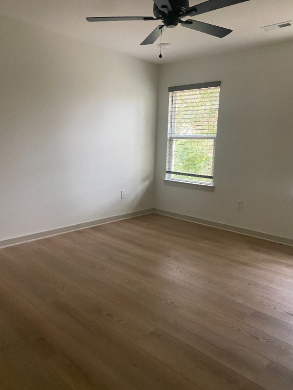 311 W Broad St, Clinton, TN 37716 - photo 5