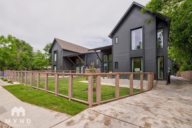 4429 Gillis St unit 1, Austin, TX 78745 - photo 2