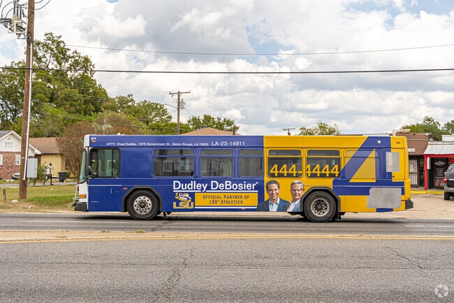 The Capital Area Transit System operates buses throughout the Mid City North neighborhood.