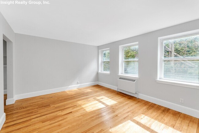 98 Morton St, Jamaica Plain, MA 02130 - photo 4