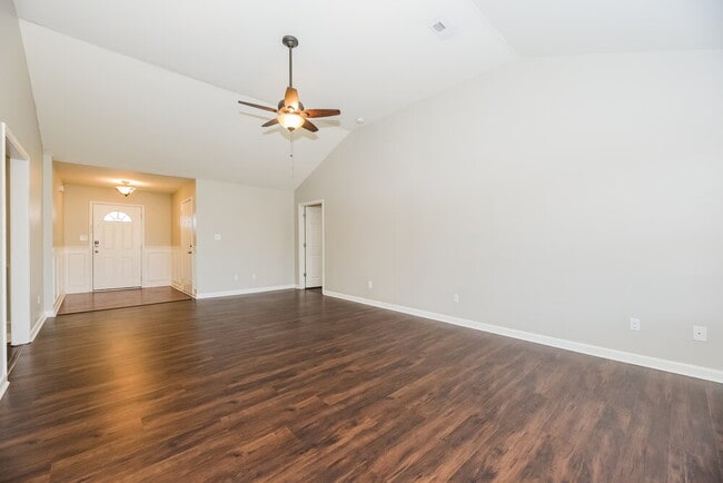 2008 Slayton Dr, Spring Hill, TN 37174 - photo 3