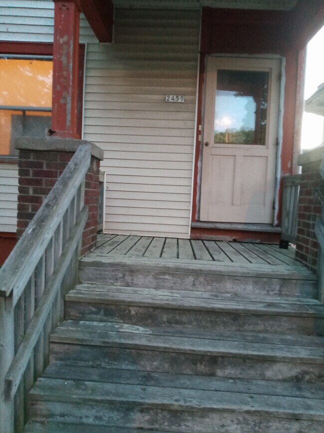 independent porch for this unit