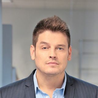 Agent Photo