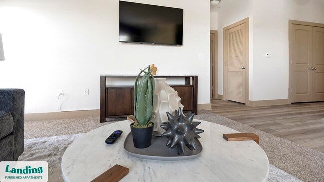 2056 Sundance Pkwy unit 2308, New Braunfels, TX 78130 - photo 3