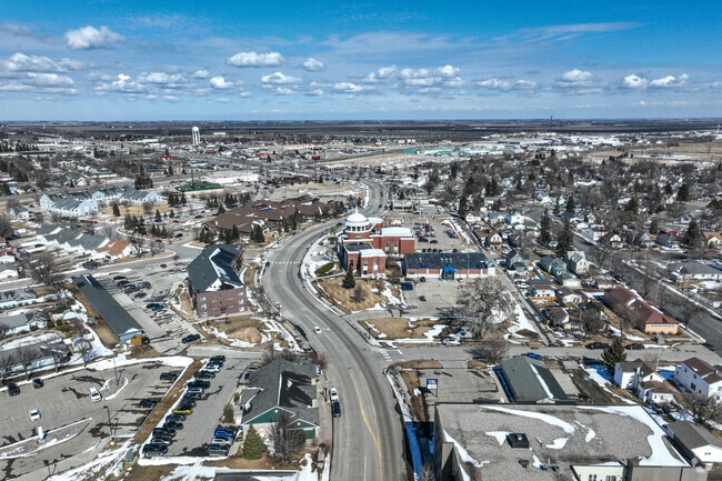 East Grand Forks, Minnesota is home to just under 10,000 residents.