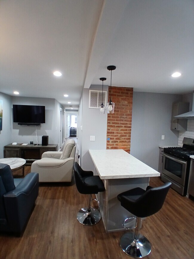 17 Thomas St unit 2, Bloomfield, NJ 07003 - photo 4