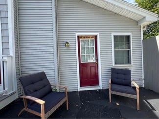 21 Mill Rd Unit 1, Falmouth, ME 04105