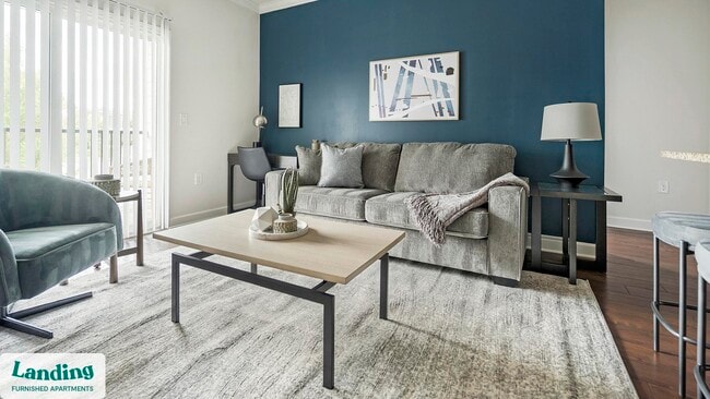 11010 Northlake Landing Dr unit 2-206, Charlotte, NC 28216 - photo 7