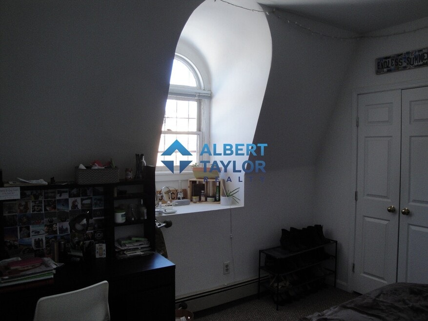 176 Northampton St unit 4, Boston, MA 02118 - photo 1