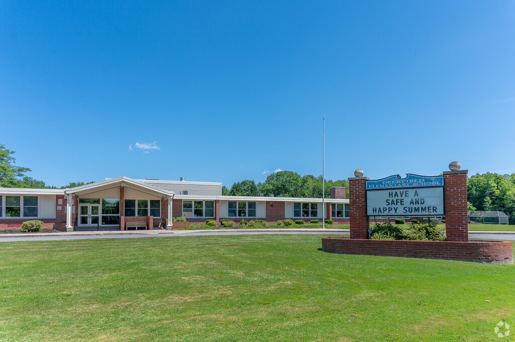 Deerfield Elementary School is a public elementary school in Utica, NY.