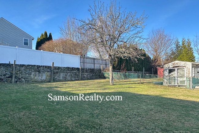 12 Ostend St unit 2, Johnston, RI 02919 - photo 3