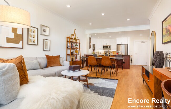 120 Gerry Rd unit 313, Chestnut Hill, MA 02467 - photo 4