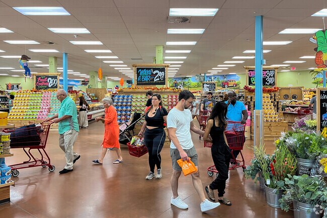 Locals in the Downtown Palm Beach Gardens neighborhood like to get their groceries at Trader Joe's.
