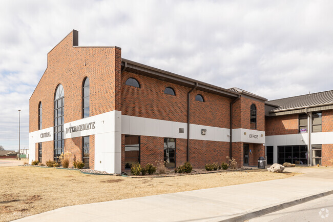 Bixby Central Intermediate School teaches The Spartan Way, to learn well and live with honor