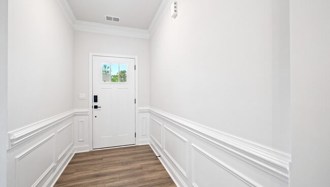 1910 Crumhorn Ave, Boiling Springs, SC 29316 - photo 3