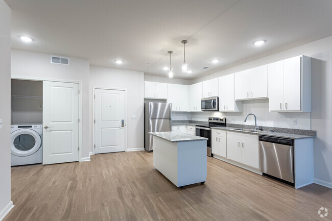 1 BR, 1 BA - A3 - 780 SF