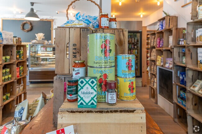 Big Rock Market provides dry goods, produce, and fresh coffee on Route 82 in Stanford.