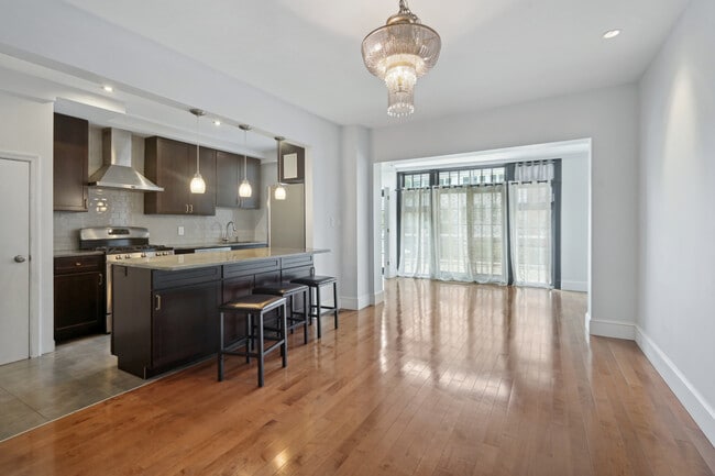 1452 Spring Rd NW, Washington, DC 20010 - photo 5