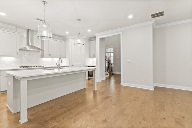 550 Pilgrim Mill Rd unit 36465647, Cumming, GA 30040 - photo 3