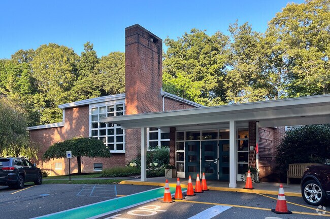 Seven Acres Montessori is a vibrant school for children 1 year through 8th grade in Wilton.