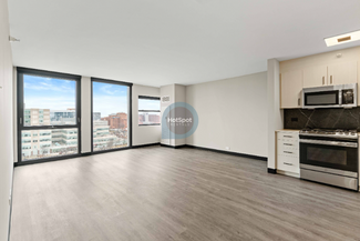 1912 W Harrison St, Chicago, IL 60612