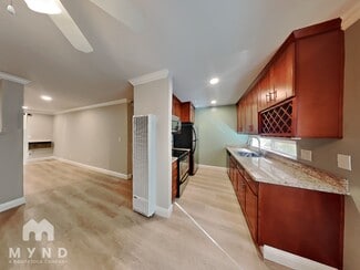 2734 Oak Rd Unit 89, Walnut Creek, CA 94597