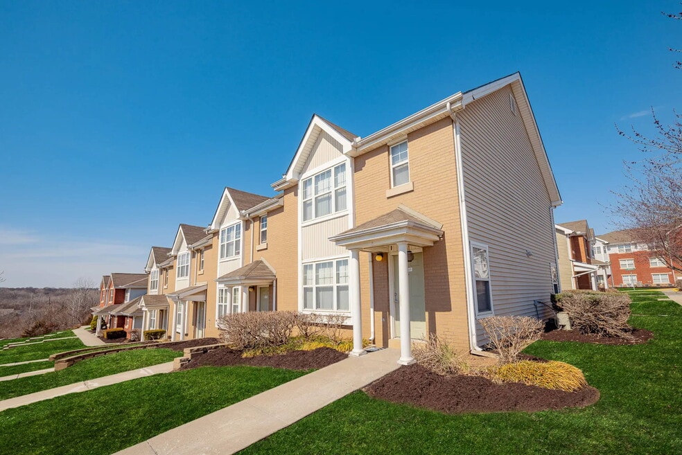 Cardinal Ridge Apartments, Kansas City, MO 64136 - photo 1