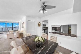 1000 Quayside Terrace Unit TS-10, Miami, FL 33138