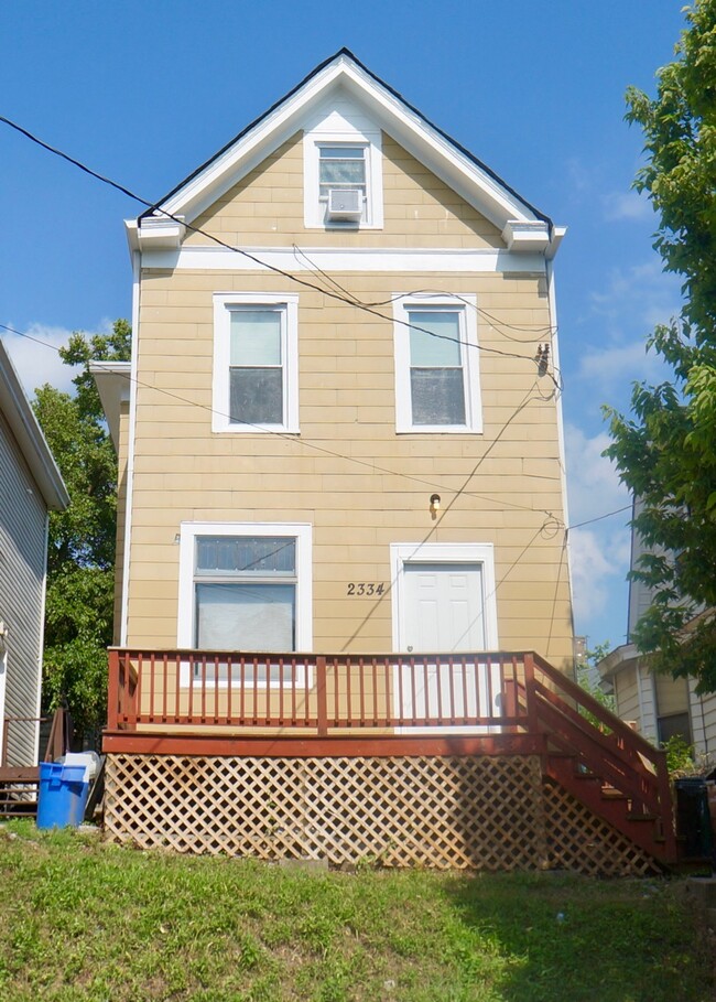 2334 Victor St, Cincinnati, OH 45219