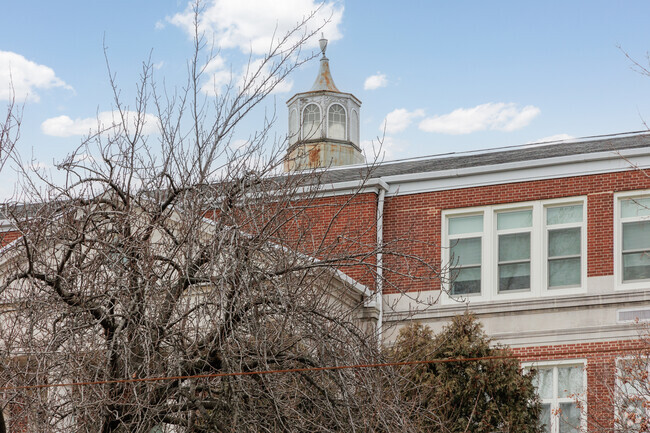 27% of students at Roosevelt Elementary School in Ridgefield Park, NJ are proficient in math.