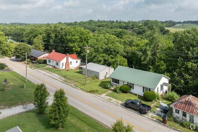 There are 247 homes in the Currentsville neighborhood.