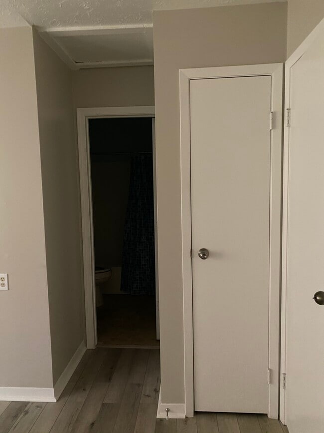 403 W Boone St, Frankfort, IN 46041 - photo 3