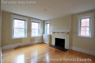 8 Craigie Cir Unit 25, Cambridge, MA 02138