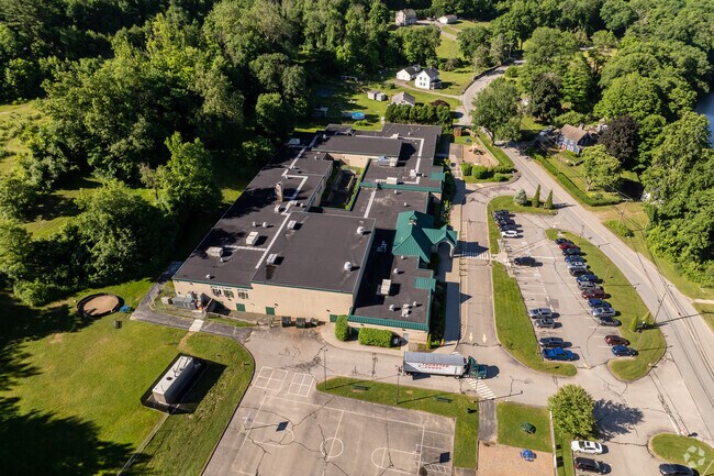 Fields Memorial School is located in Bozrah, CT.