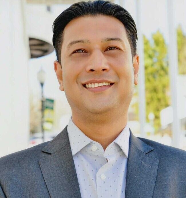 Agent Photo